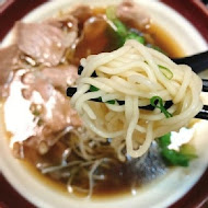 上泓園川燙牛肉麵