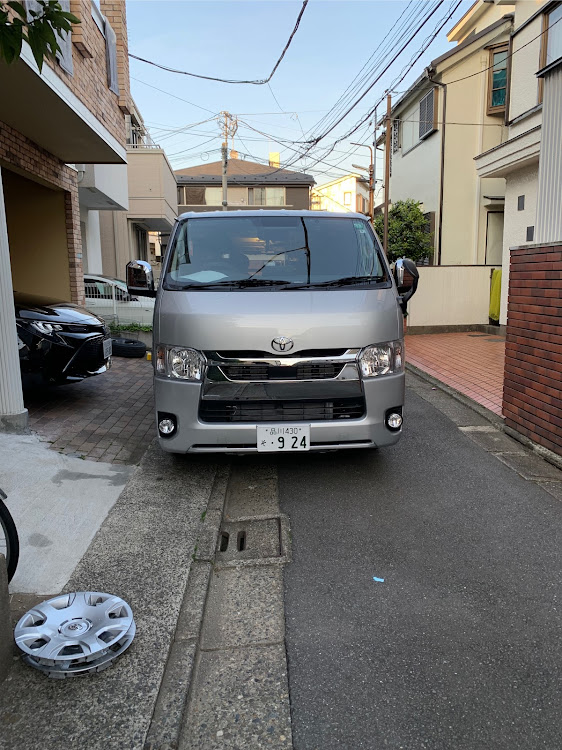 ハイエースバンのたーーーーさんが投稿したカスタム事例の投稿画像1枚目