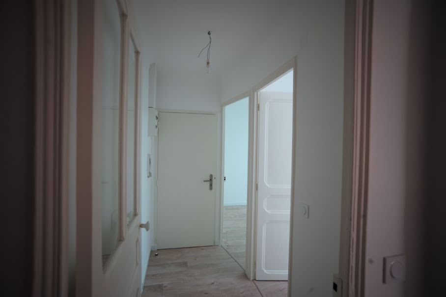 Location  appartement 3 pièces 48 m² à Ollioules (83190), 680 €