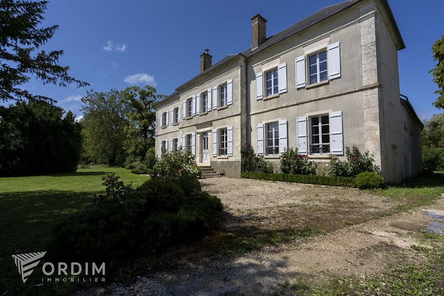 Vente maison 6 pièces 220 m² à Chablis (89800), 549 000 €