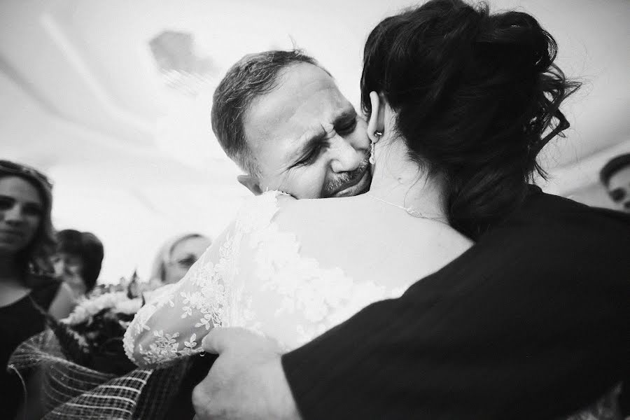 Wedding photographer Oleg Svetlov (svetlove). Photo of 10 March 2015