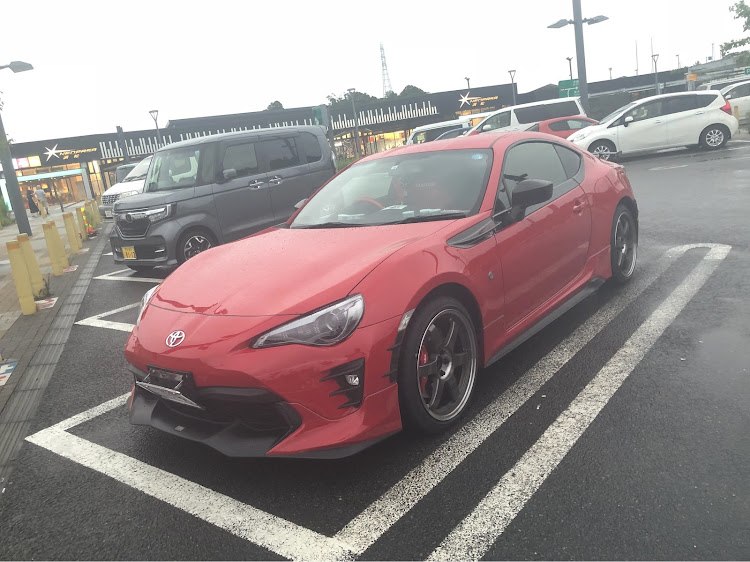 86の86・富士スピードウェイ・RAYSに関するカスタム事例の投稿画像1枚目