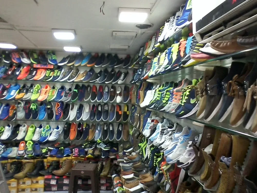 Top Mochi Shoe Dealers in Wakad - Best Mochi Shoe Dealers Pune