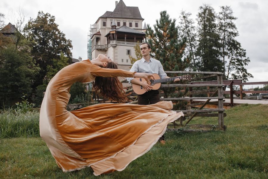 Bryllupsfotograf Darya Adamova (dachenka). Bilde av 12 juni 2019