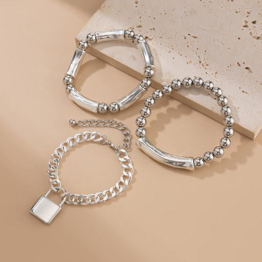Title 5, Personality Simple Stringed Pearls Bracelet Sui...