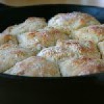 Easy Cast Iron Skillet Biscuits was pinched from <a href="http://www.recipelion.com/Bread-Recipes/Easy-Cast-Iron-Skillet-Biscuits" target="_blank">www.recipelion.com.</a>