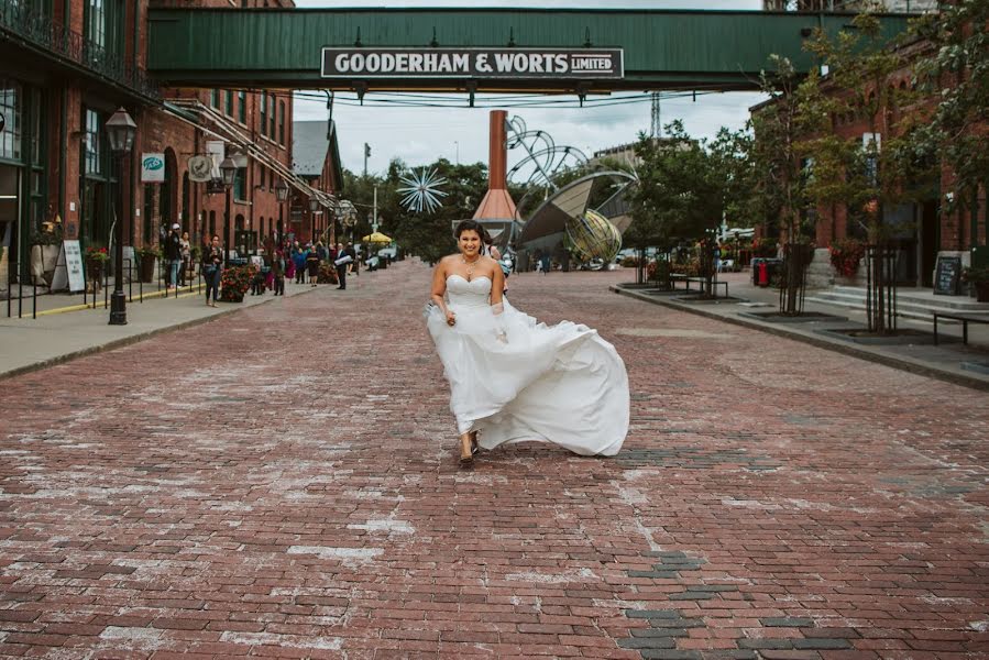 Jurufoto perkahwinan Nicole Amos (nicolealexphoto). Foto pada 9 Mei 2019