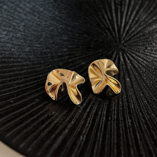 Title 1, Irregular Metal Pleated Ear Studs