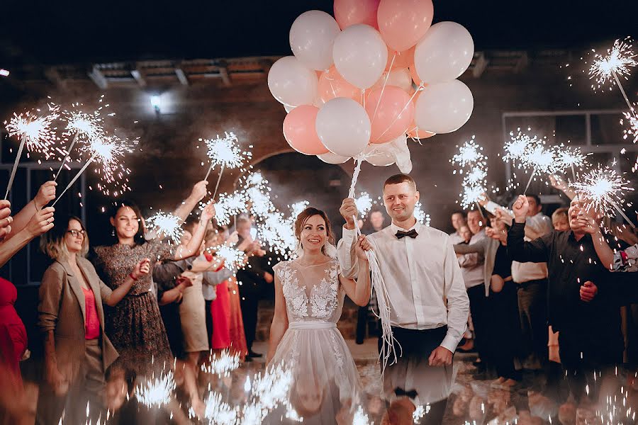 Fotógrafo de casamento Natalya Smekalova (smekinata). Foto de 14 de junho 2019