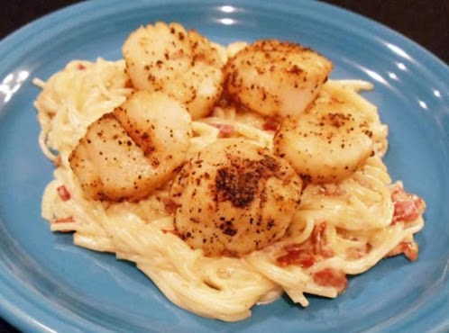 Creamy Bacon Pasta With Coffee Spice Rubbed Scallops