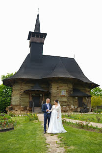 Wedding photographer Cristina Melenciuc (cristinamelenciu). Photo of 16 June 2023