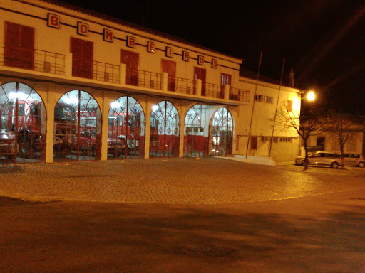 Bombeiro / Fireman Monument, T