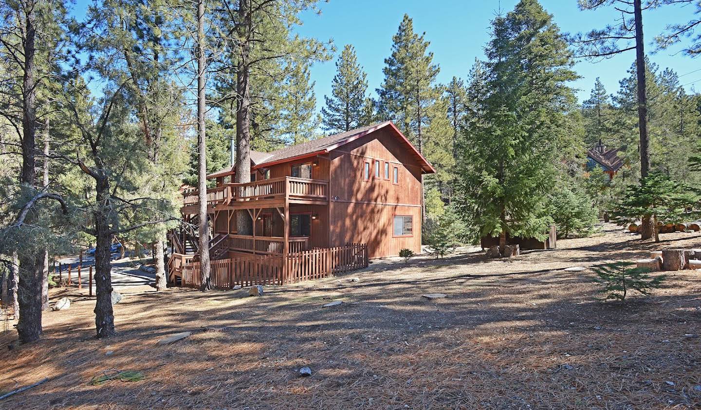 Maison Pine Mountain Club, California