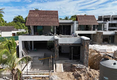 Villa with garden and terrace 3