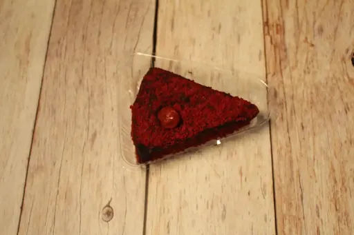 Red Velvet Cheese Cake Slice