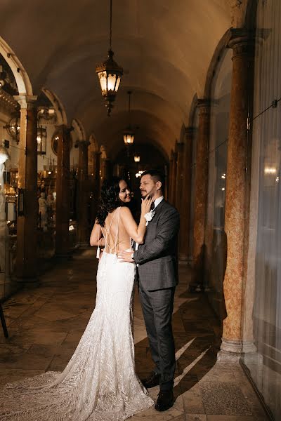 Fotógrafo de casamento Tati Kholda (xolda). Foto de 13 de maio 2022