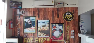 Roms Pizza menu 