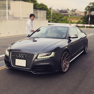 RS5 クーペ B8