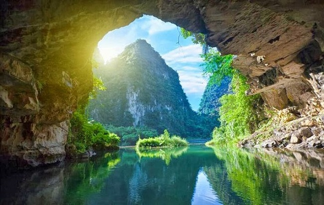 Nang Valley, Ninh Binh in August