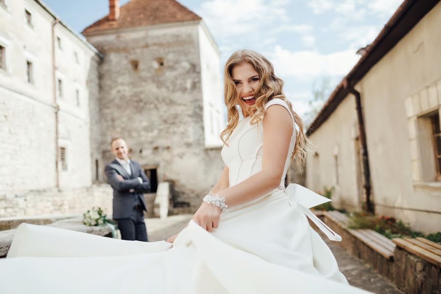 Fotógrafo de casamento Volodimir Vaksman (vaksmanv). Foto de 9 de janeiro 2019