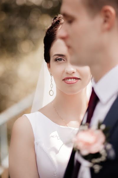 Wedding photographer Lesya Prodanik (lesyaprodanyk). Photo of 10 April 2019