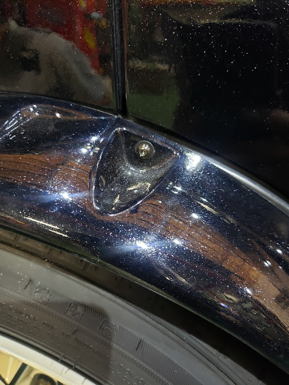 3110WORKSさんが投稿したオーバーフェンダー・ボルト・カスタム・ナッター・6輪に関するカスタム事例の投稿画像3枚目