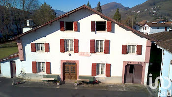 maison à Saint-Jean-Pied-de-Port (64)