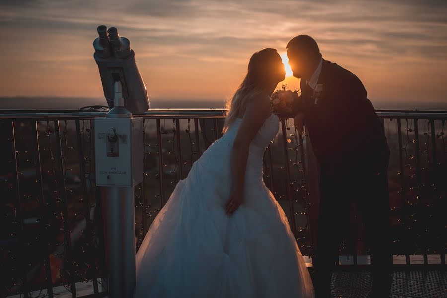 Свадебный фотограф Krisztian Balogh (baloghkrisztian). Фотография от 3 марта 2019