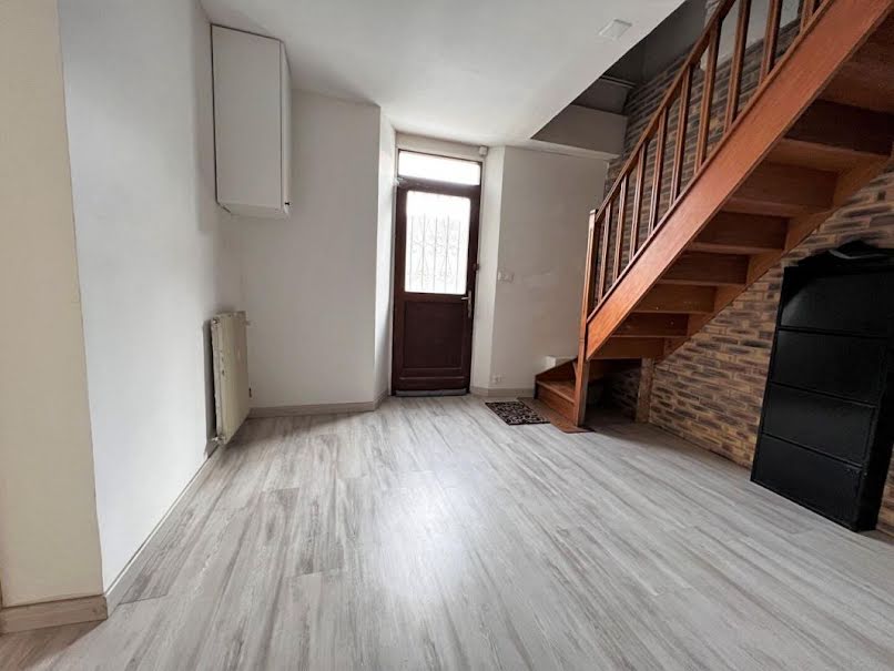 Vente maison 5 pièces 166 m² à Boissy-le-Sec (91870), 183 500 €