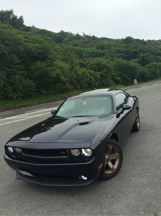 チャレンジャーの過去車・シェイカー・R/T・買いますに関するカスタム事例の投稿画像1枚目