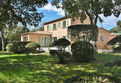 Villa with pool and terrace 9