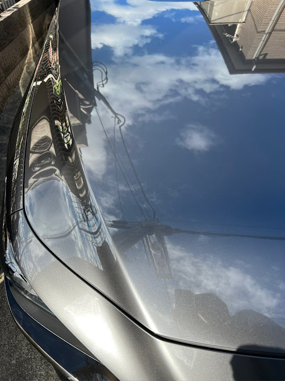 MAZDA3の秋の空・映り込みが美しいに関するカスタム事例の投稿画像1枚目