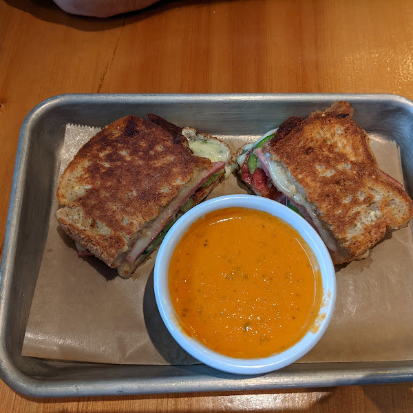 Gluten-Free Sandwiches at Bread and Brew