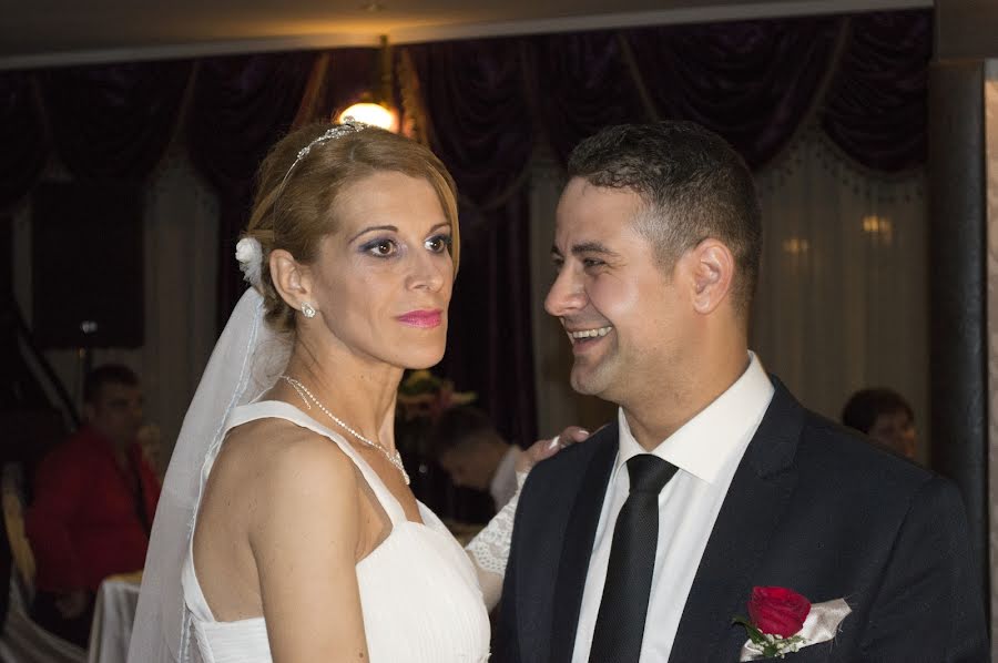 Svatební fotograf Ovidiu Bololoi (bololoi). Fotografie z 23.března 2016