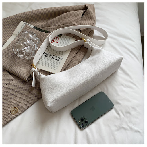 Title 6, Simple Solid Color One-shoulder Messenger Women...