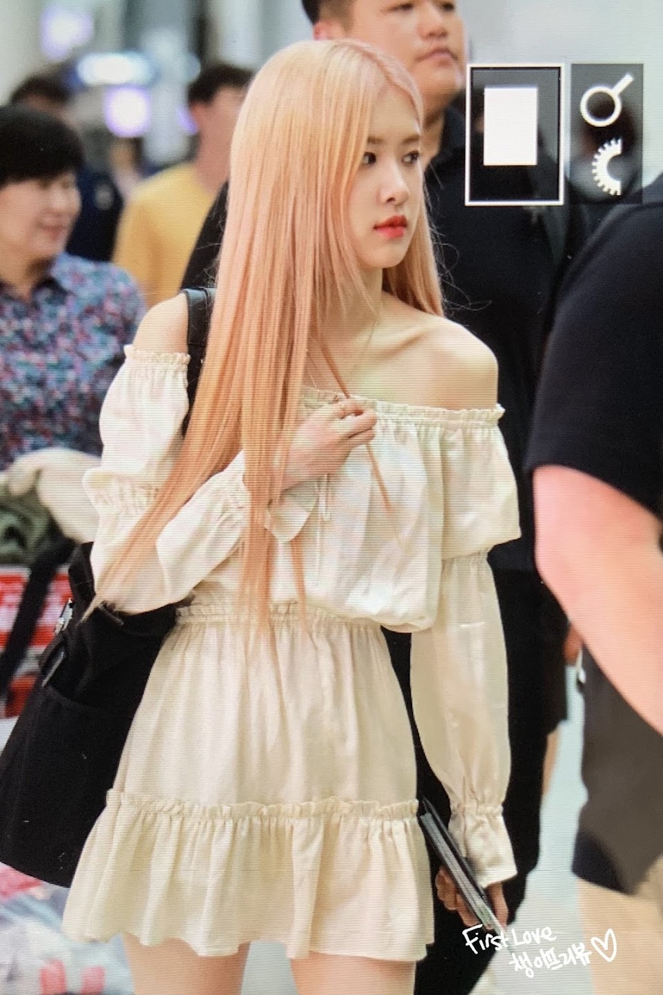 The White Dress BLACKPINK's Rosé Wore to the Airport Made ...