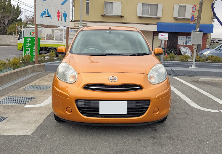 デミオの車検なう・代車はマーチ・ナビモニター異変に関するカスタム事例の投稿画像3枚目