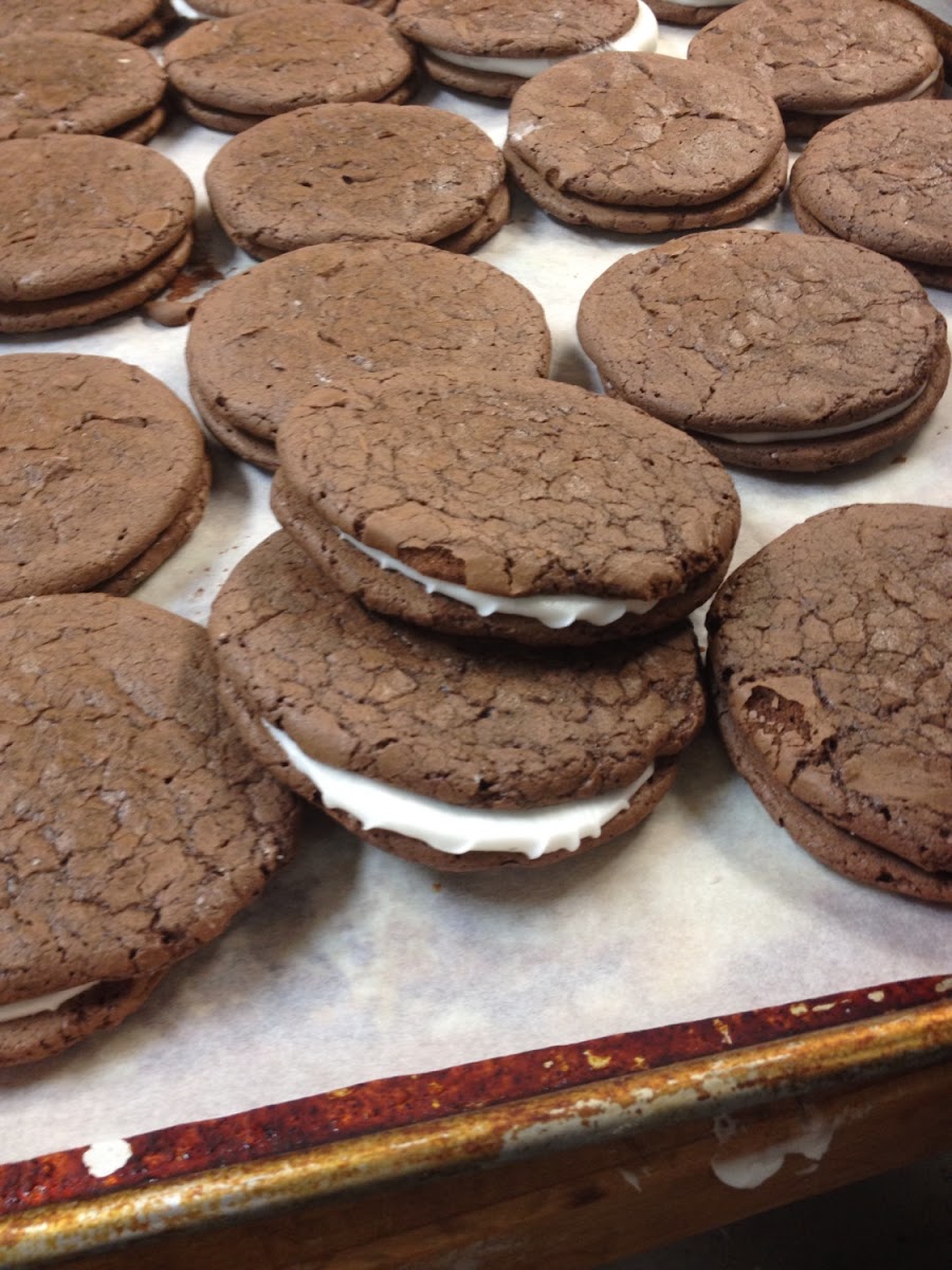 Brownie sandwich cookie