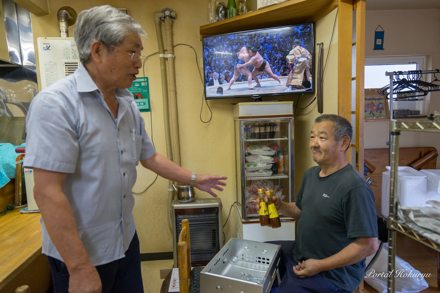 「季節料理 川甚」さんに寄贈