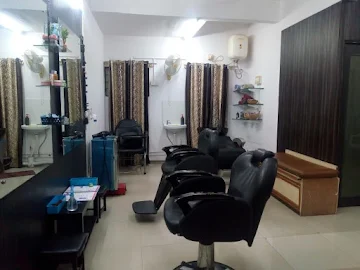 Aries Men & Women Beauty Salon photo 