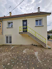 maison à Saint-Jean-d'Assé (72)