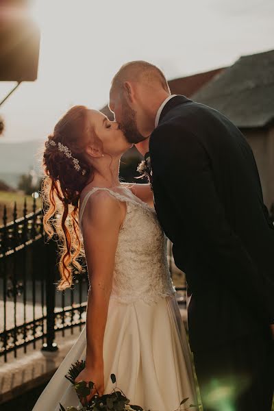 Fotógrafo de casamento Ivana Hodžová (mamafotodizajn). Foto de 16 de setembro 2022