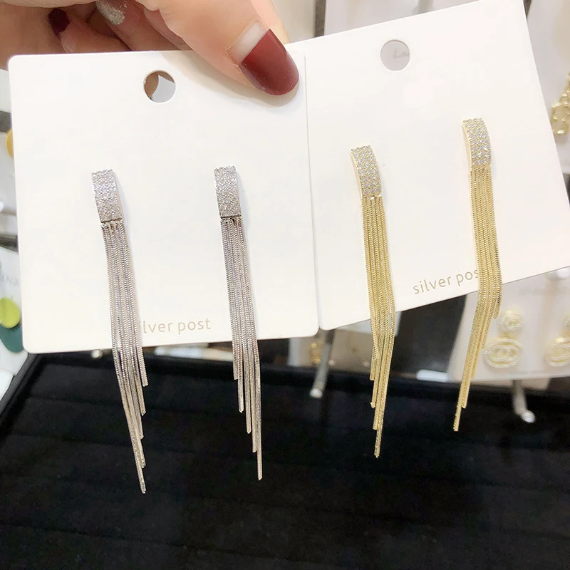 Sterling Zilveren Naald Oorringen met Kwastje Wilde Stijl Trendy Oorbellen voor Dames Een Opvallende Toevoeging aan je Outfit
