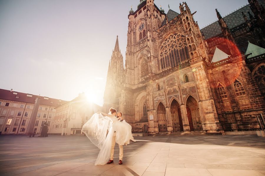 Hochzeitsfotograf Roman Lutkov (romanlutkov). Foto vom 9. Mai 2016