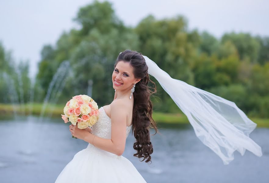 Fotógrafo de casamento Sergey Zhegalov (zhegalovs). Foto de 4 de setembro 2015