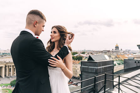 ช่างภาพงานแต่งงาน Olga Rascvetaeva (labelyphoto) ภาพเมื่อ 3 มกราคม 2020