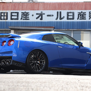 NISSAN GT-R R35