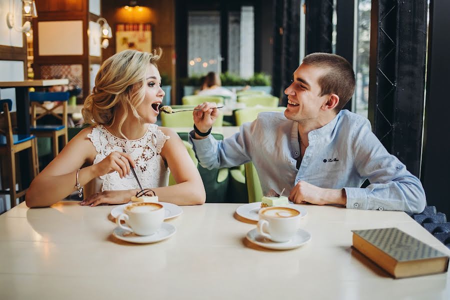 Wedding photographer Anastasiya Voskresenskaya (voskresenskaya). Photo of 19 August 2018