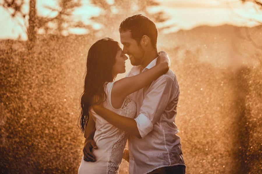 Wedding photographer Martín Lumbreras (martinlumbrera). Photo of 13 April 2018