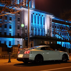 NISSAN GT-R